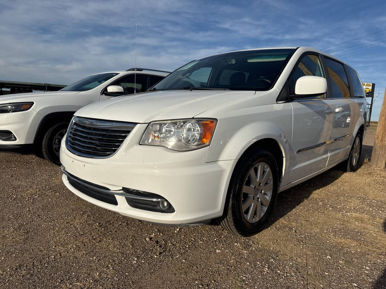 2016 CHRYSLER Town and Country