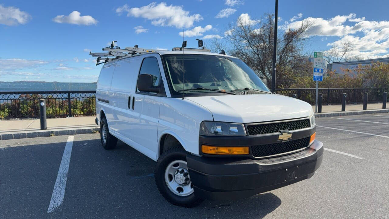 2018 CHEVROLET Express