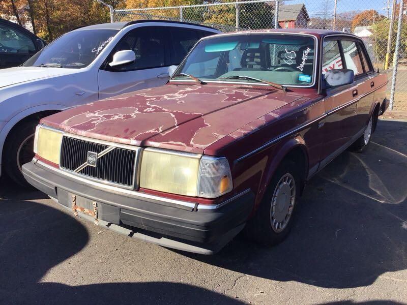 Volvo 240 Series