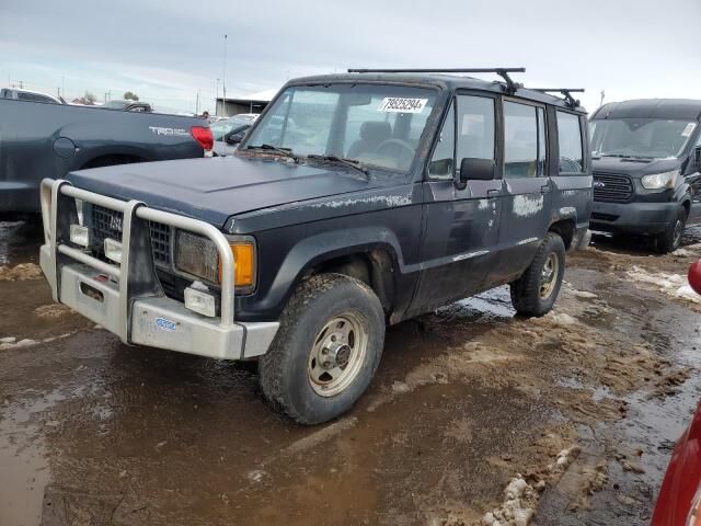 Isuzu Trooper