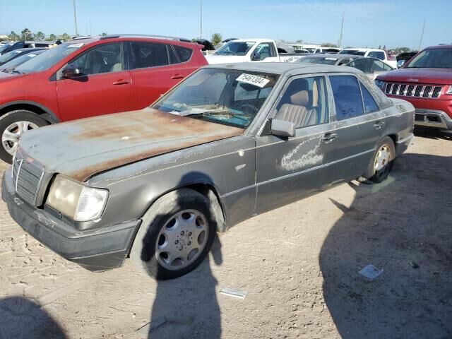 Mercedes-Benz 300