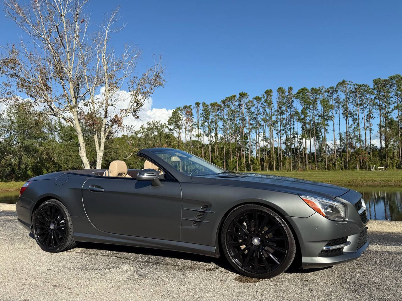 MERCEDES-BENZ