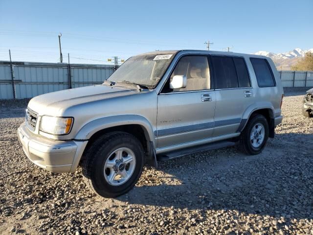 Isuzu Trooper