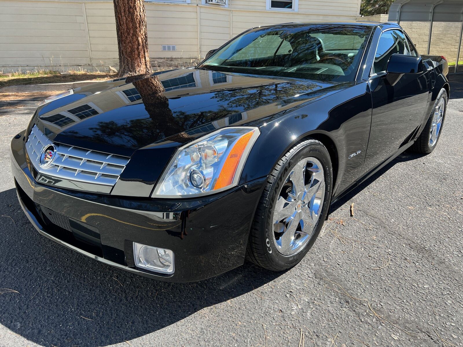 Cadillac XLR