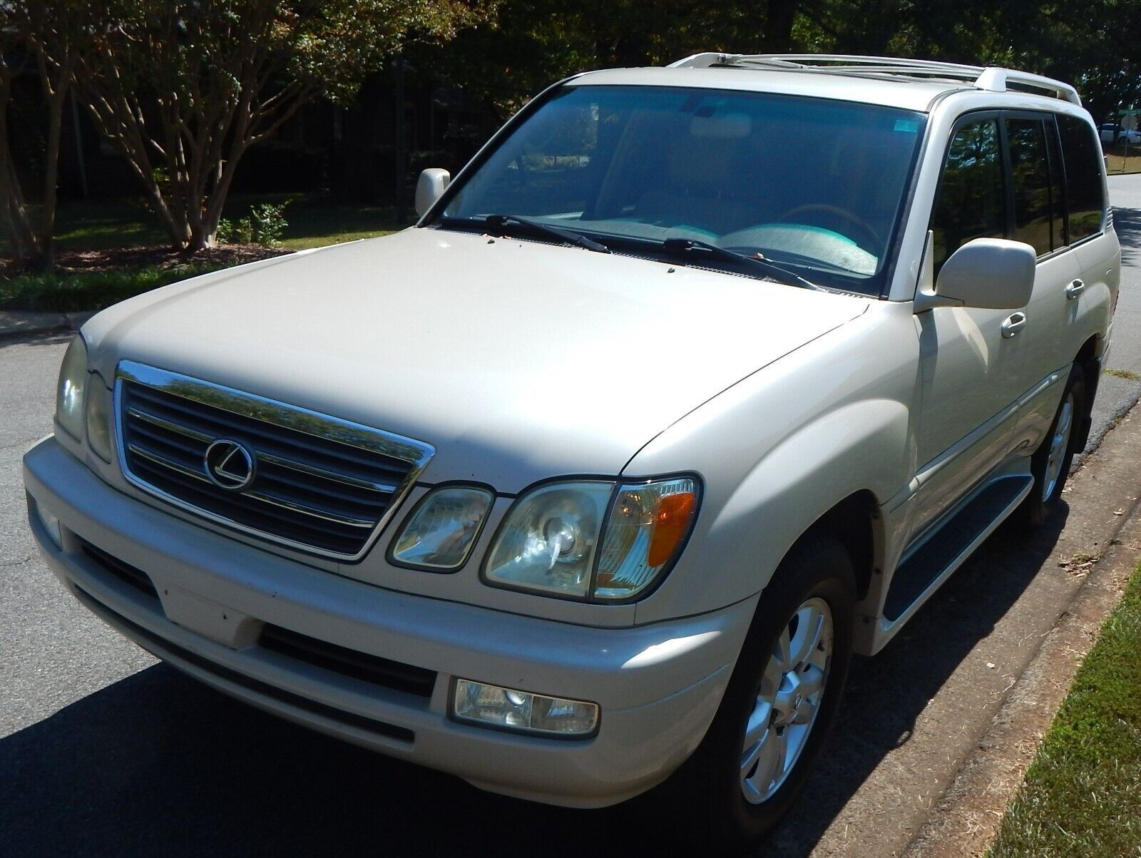 Lexus LX