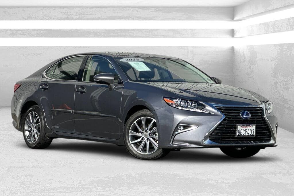 2018 Lexus ES