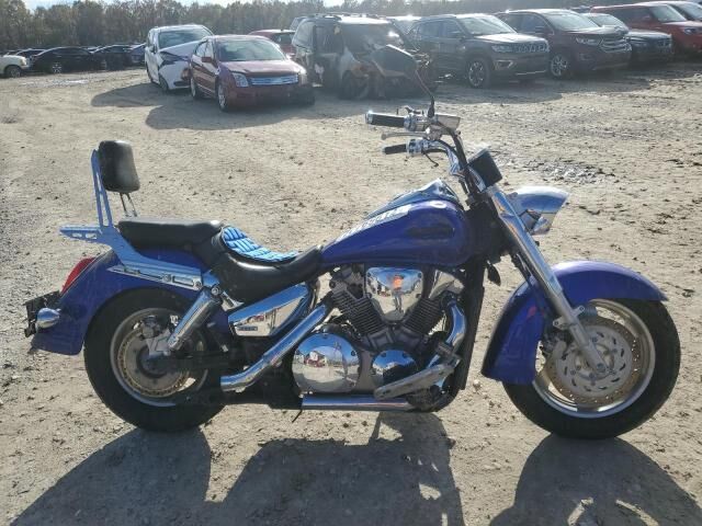 Honda VTX1300R