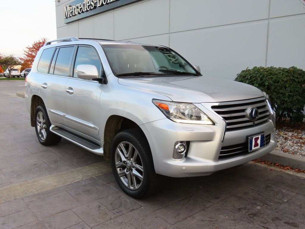 Lexus LX