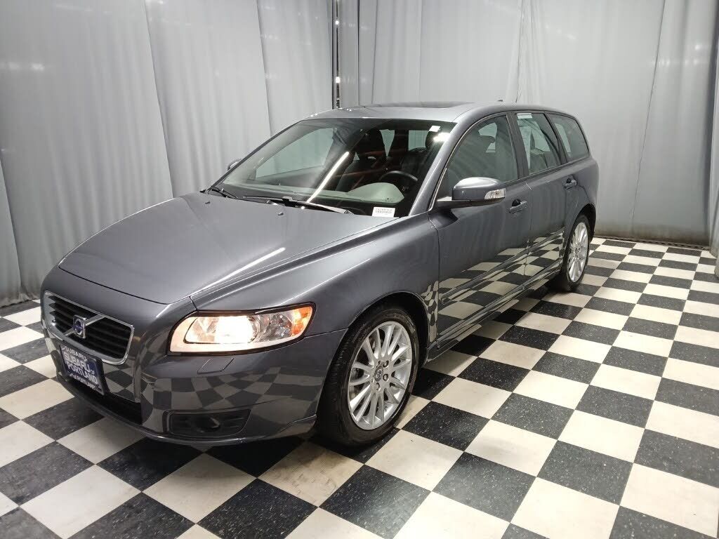 Volvo V50