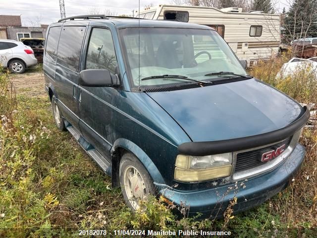 GMC Safari