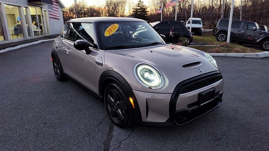 2022 MINI Hardtop