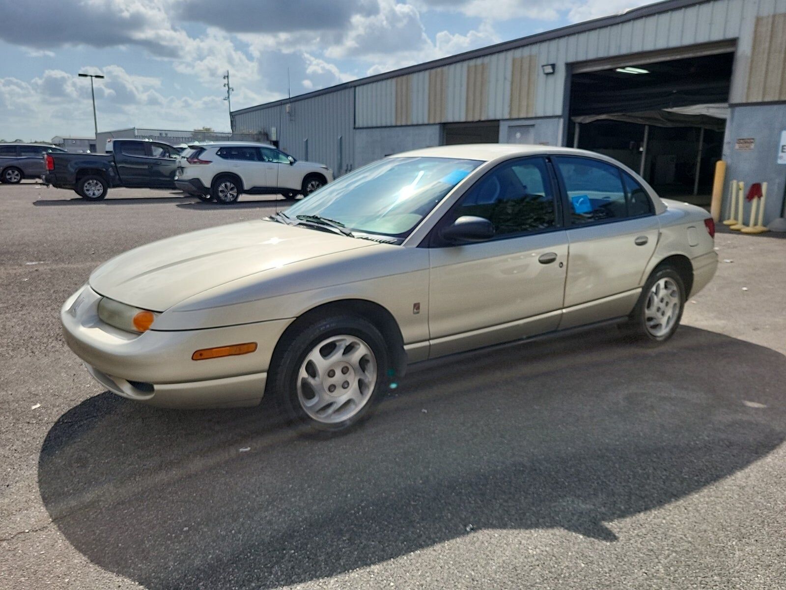 Saturn SL2