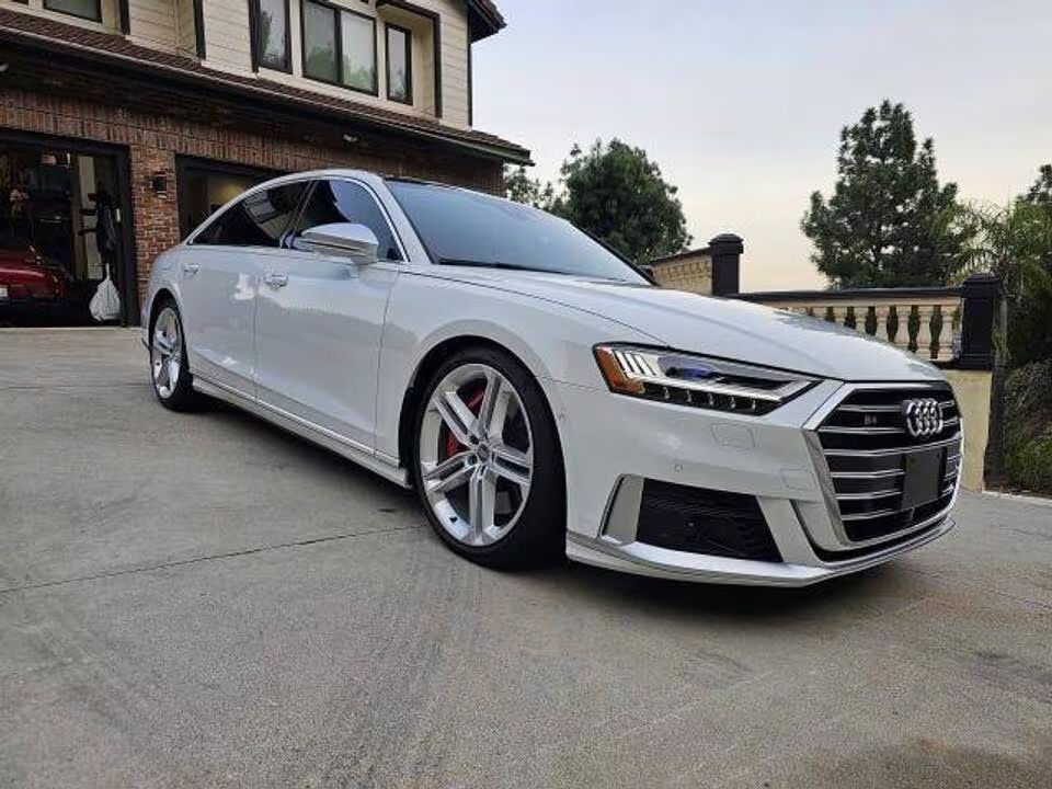 AUDI