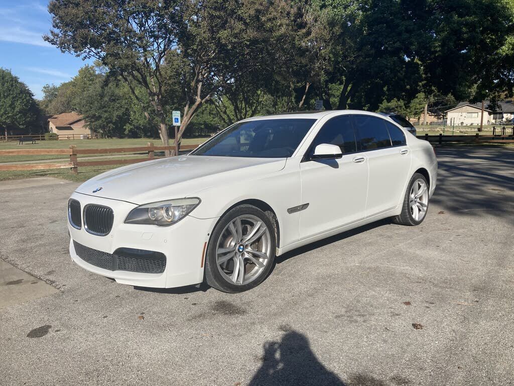 BMW 750i