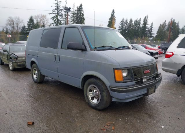GMC Safari