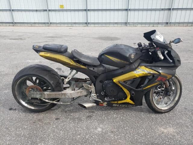 Suzuki GSX-R750