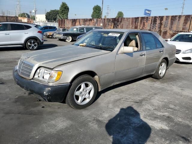 Mercedes-Benz 300
