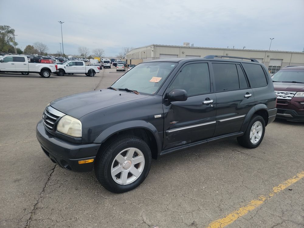 Suzuki XL7