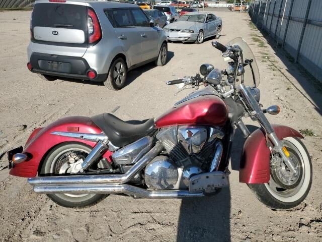 Honda VTX1300R