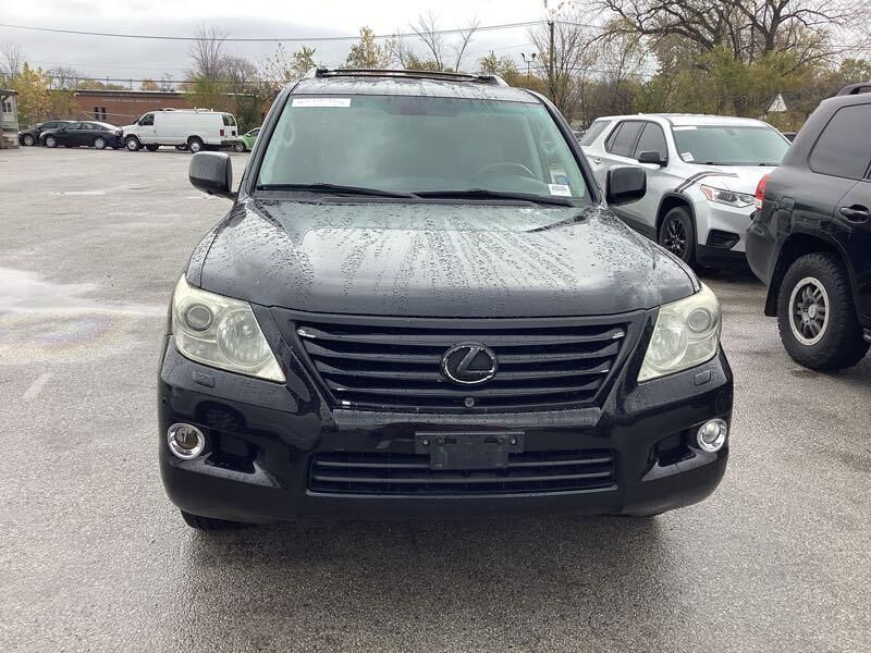 Lexus LX