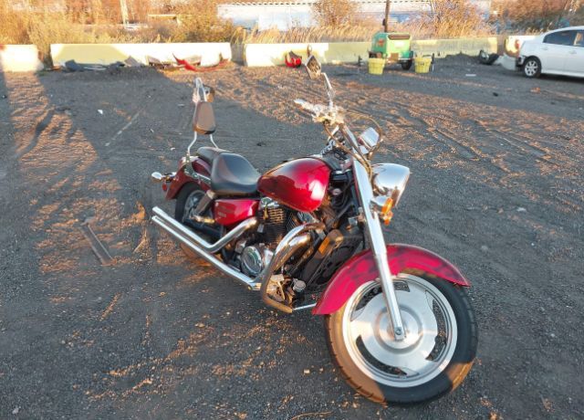 Honda VT1100C2 (SHADOW SABRE)
