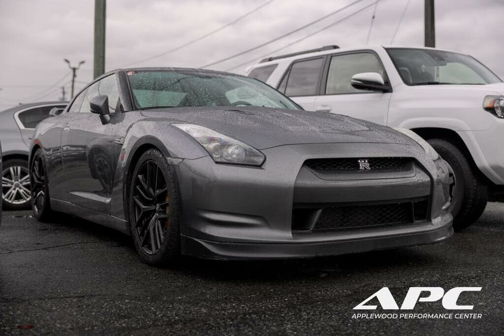 Nissan GT-R