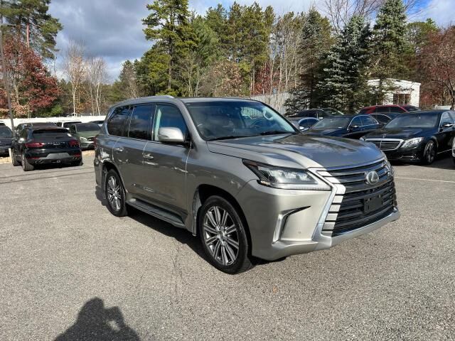 Lexus LX
