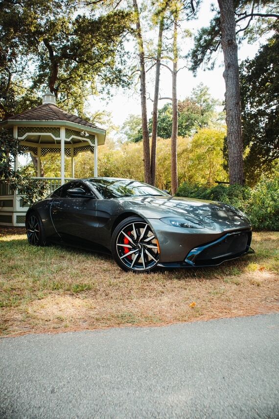 ASTON MARTIN