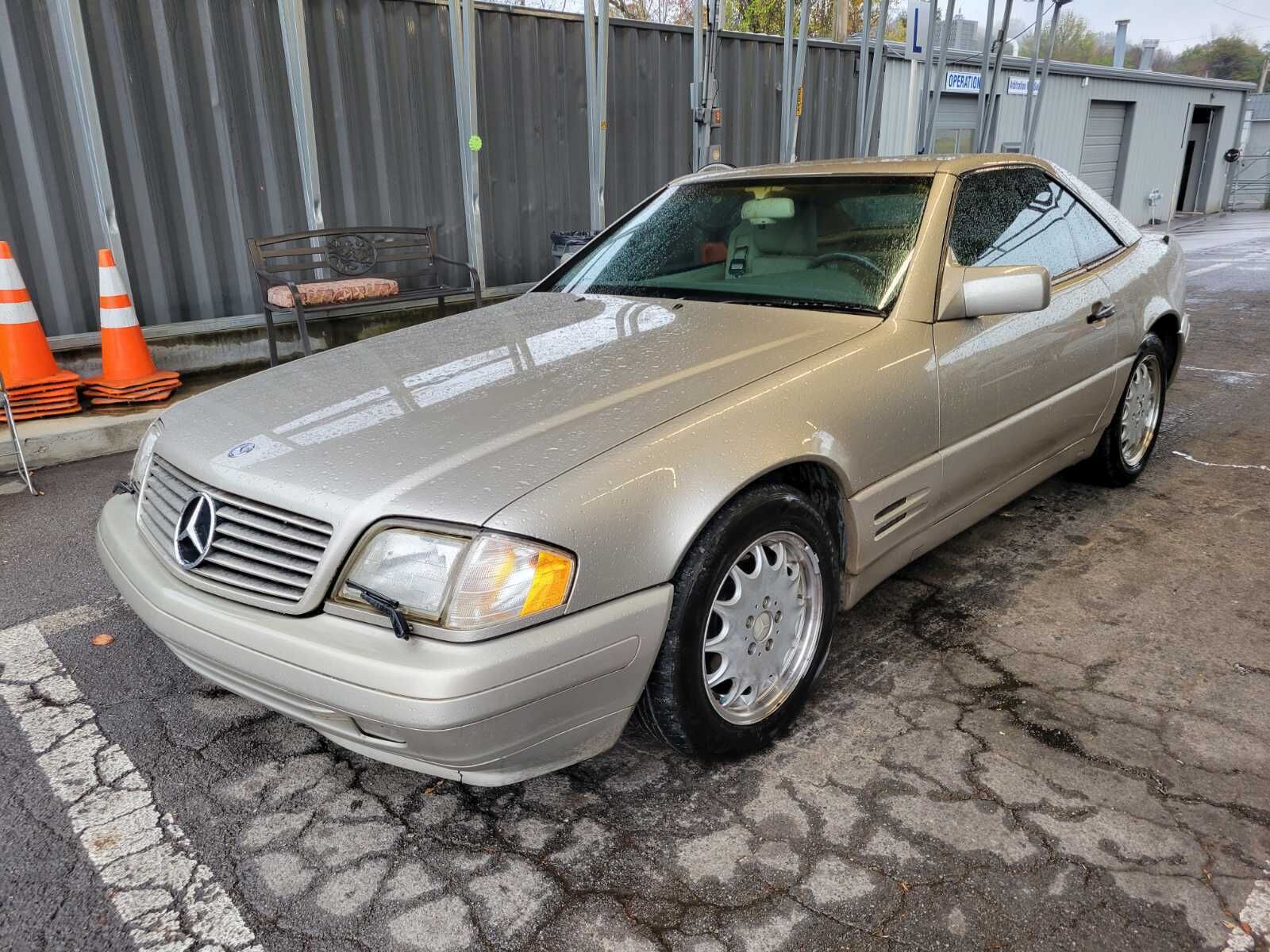 Mercedes-Benz SL-Class