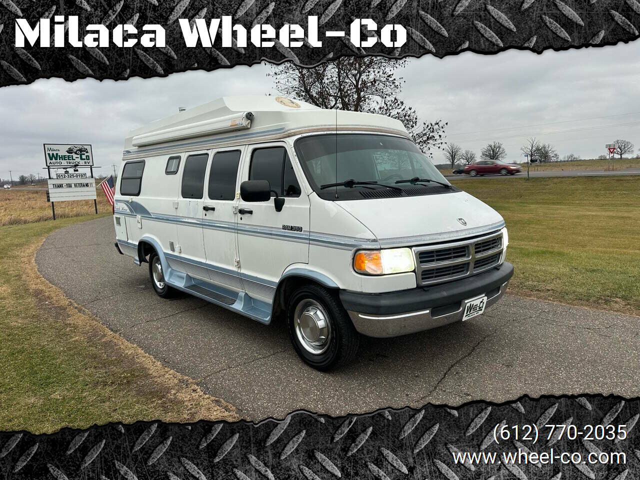 Dodge Ram Van