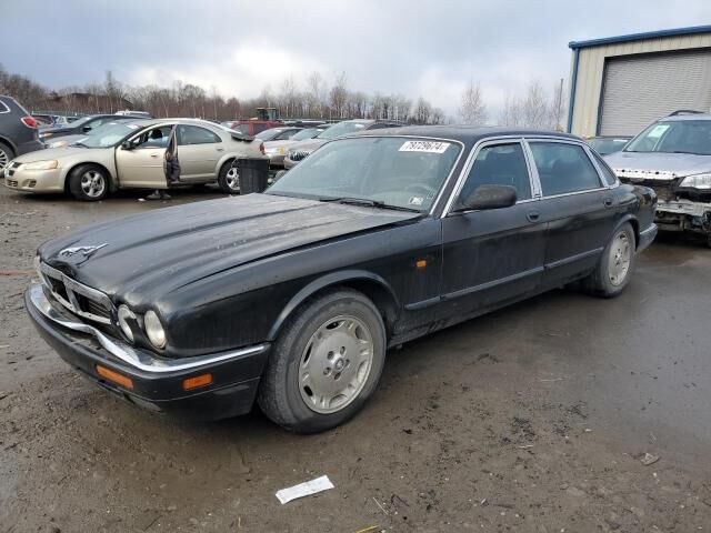 Jaguar XJ6