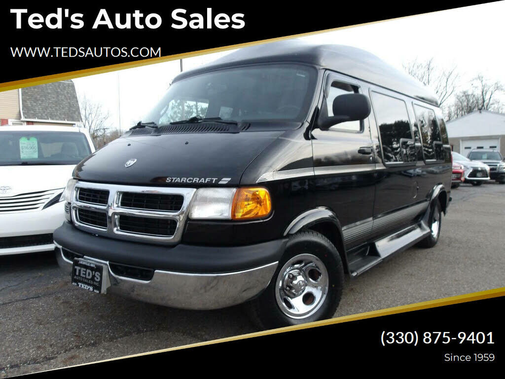 Dodge Ram Van