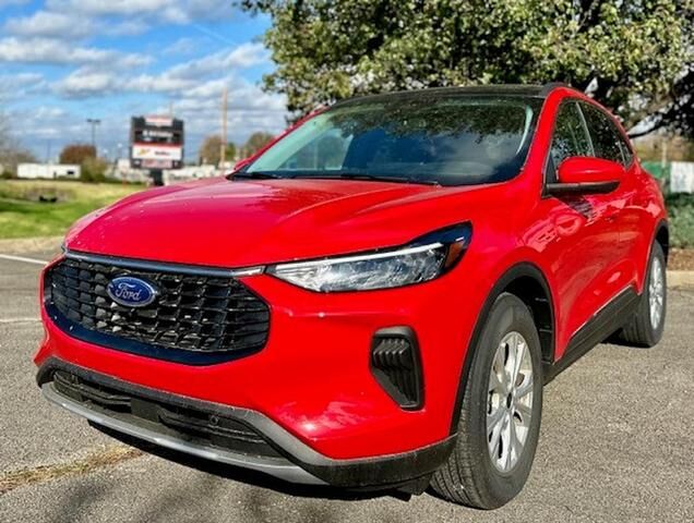 2024 FORD Escape
