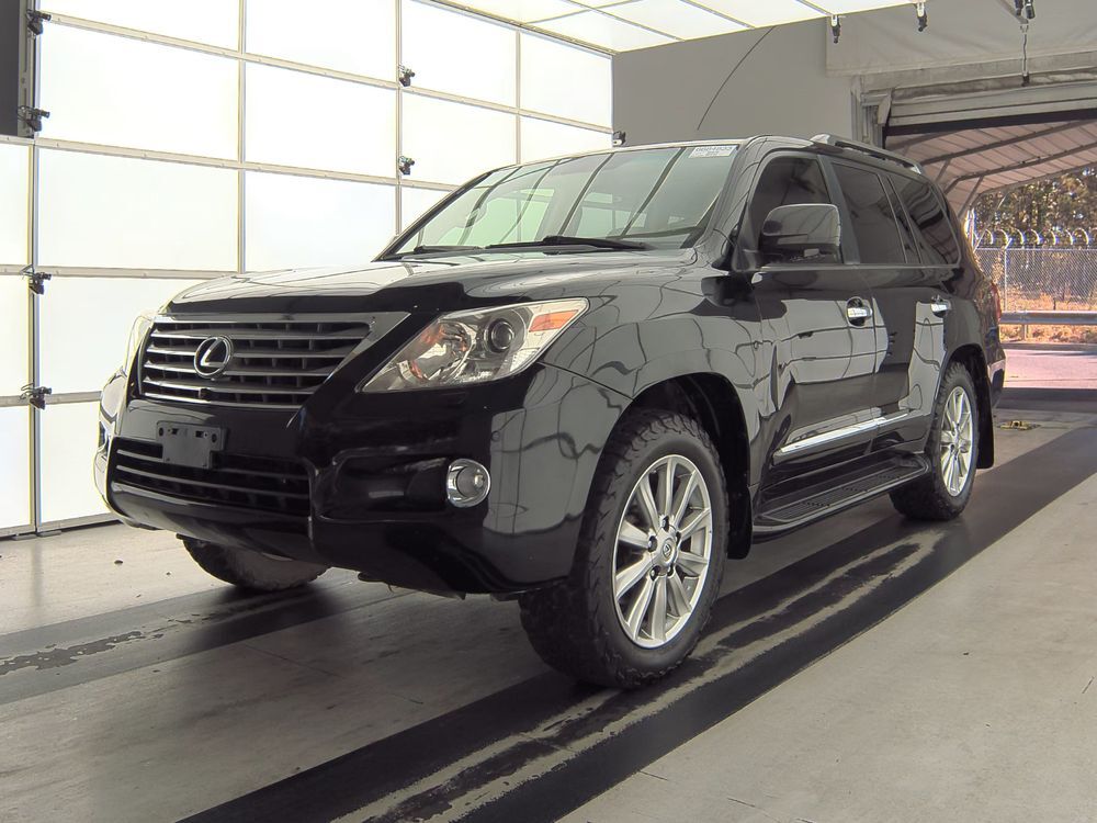 Lexus LX