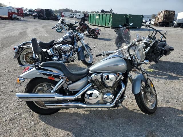 Honda VTX1300C