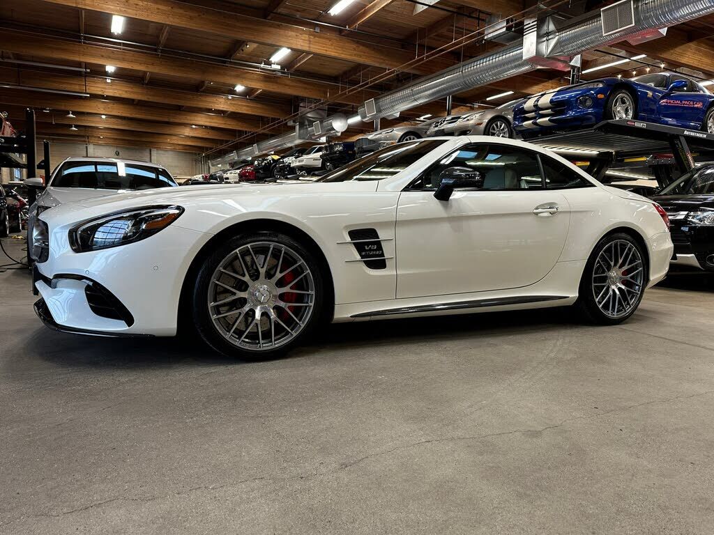 Mercedes-Benz SL-Class