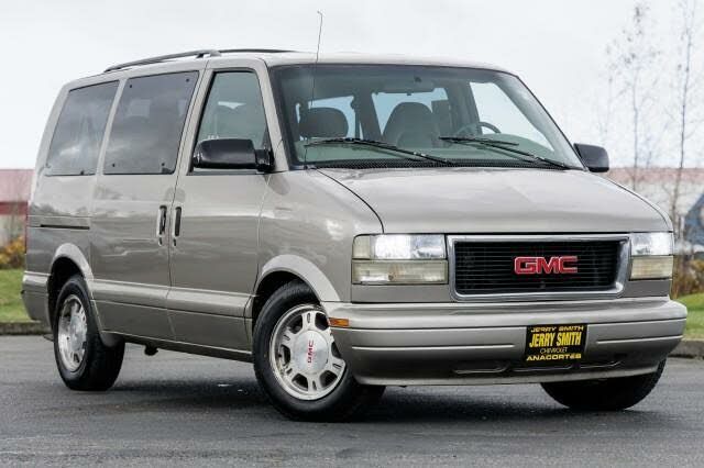 GMC Safari