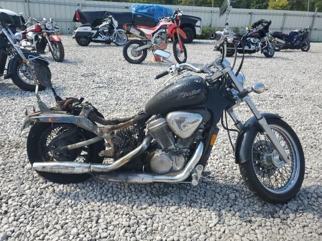 Honda VT600C (SHADOW VLX)