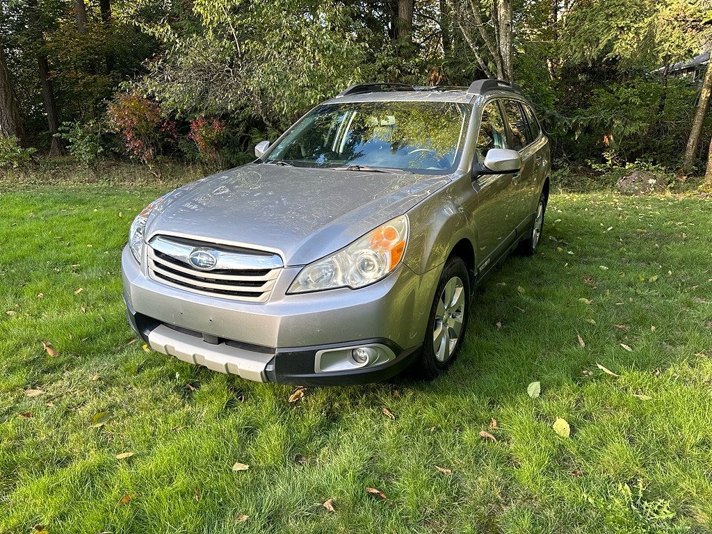 2011 SUBARU Outback
