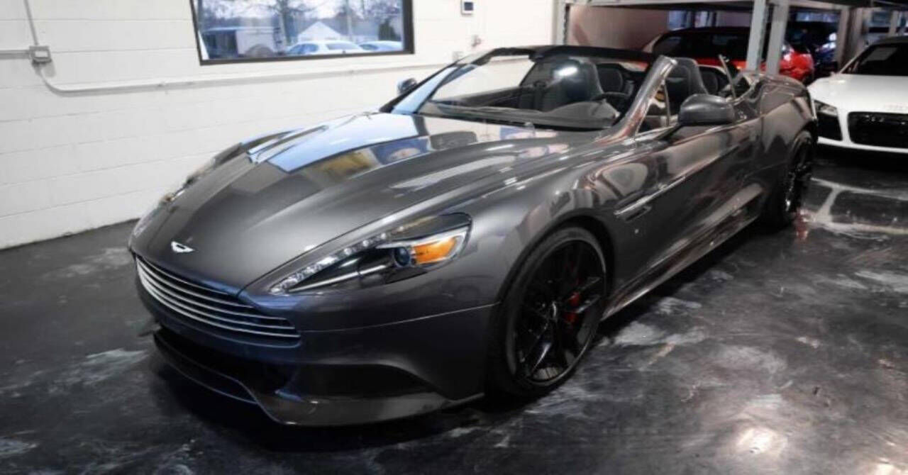 Aston Martin Vanquish