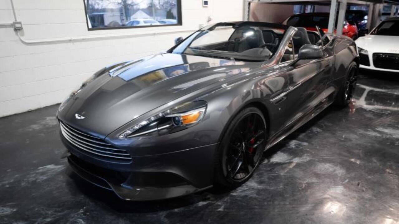 Aston Martin Vanquish