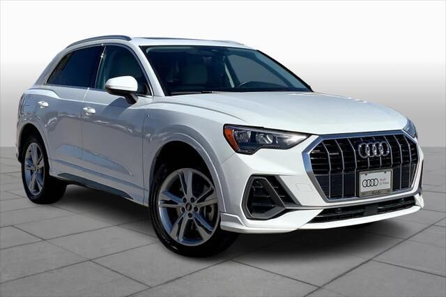 2022 Audi Q3