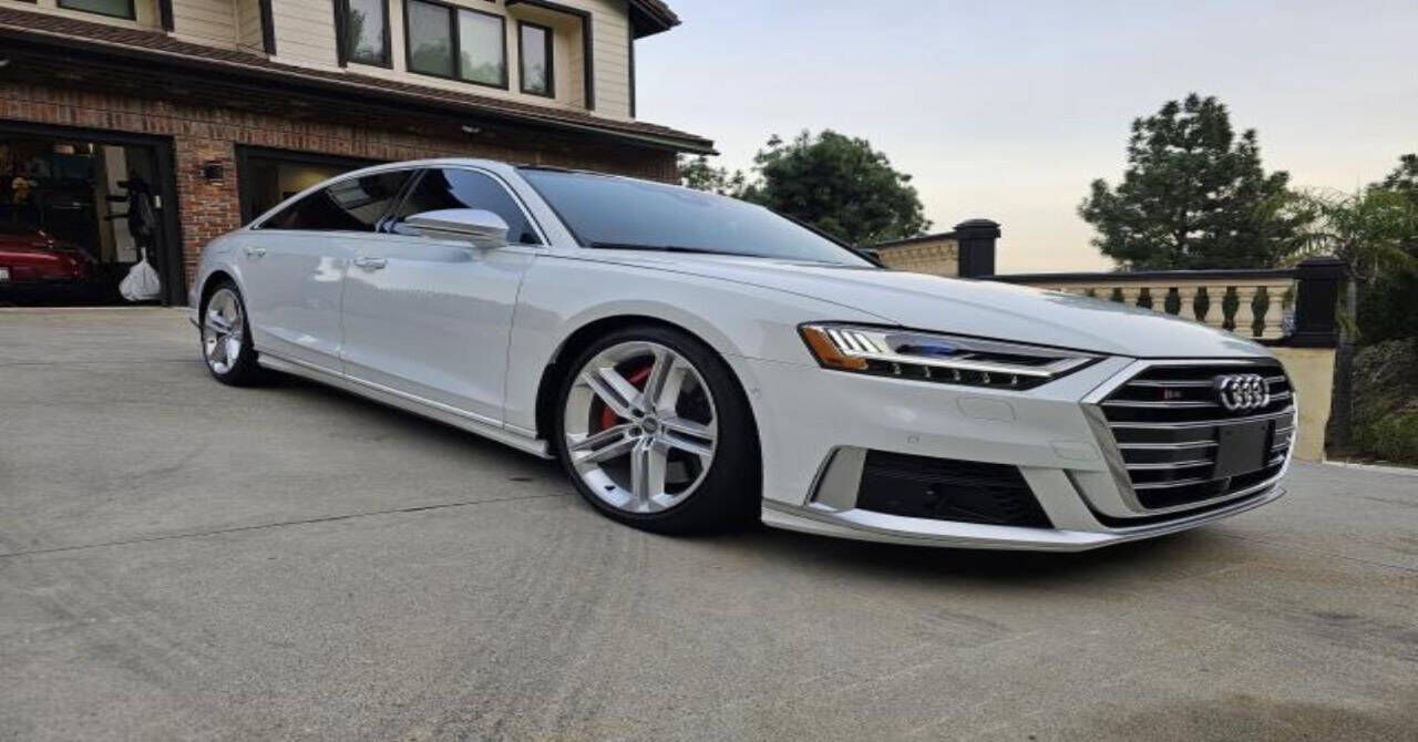 AUDI