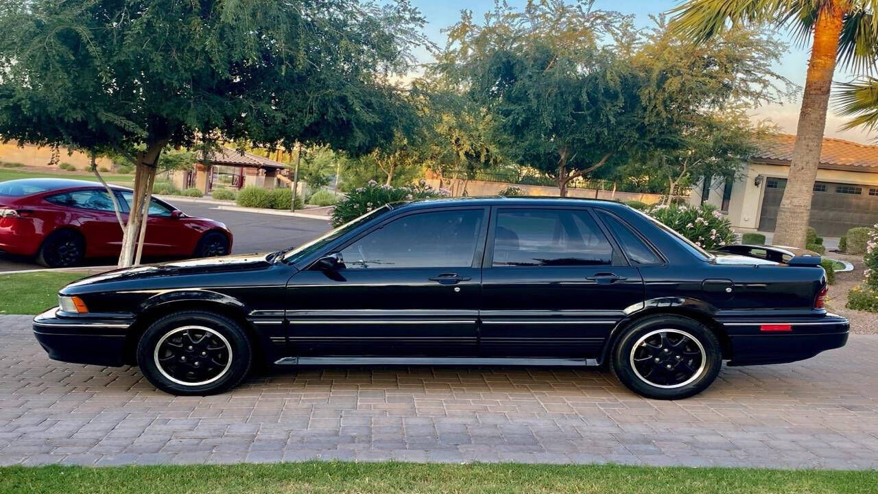 Mitsubishi Galant