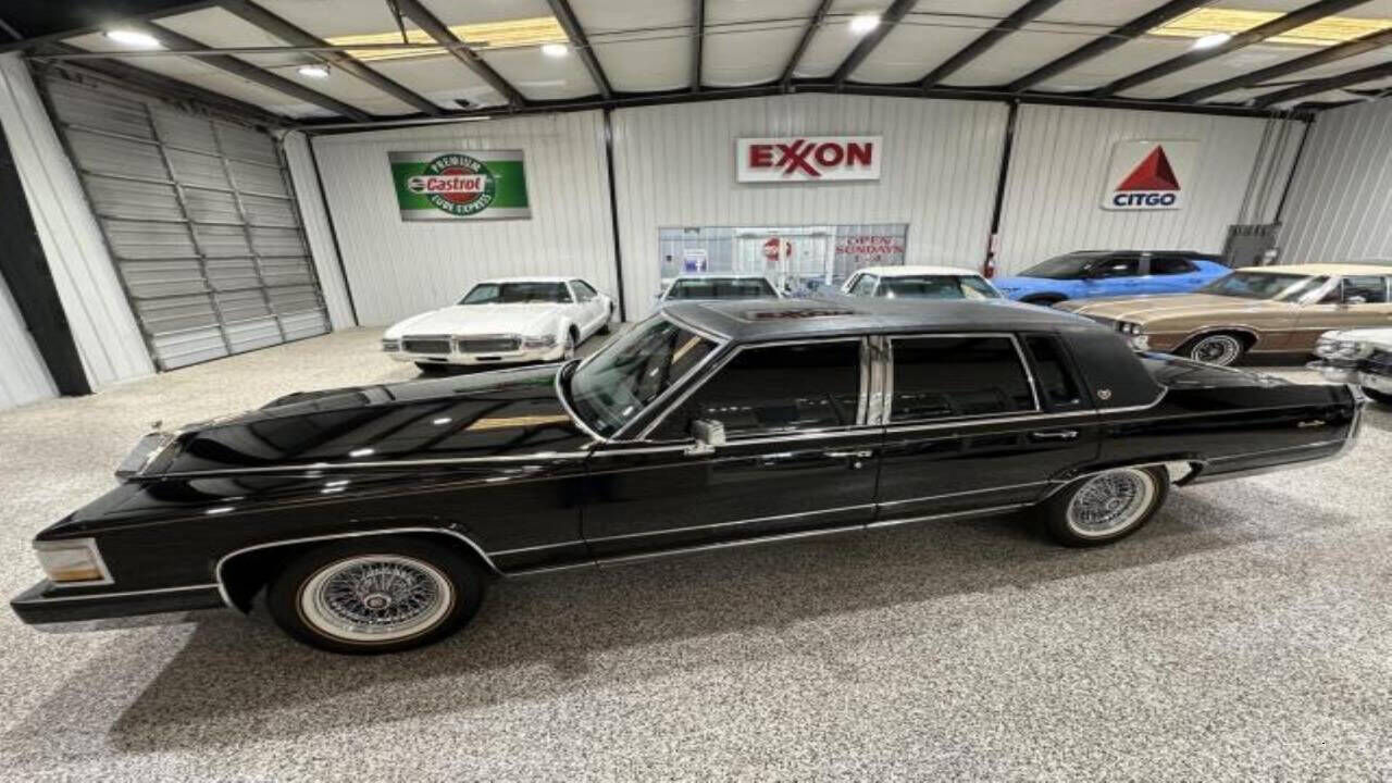 Cadillac Brougham