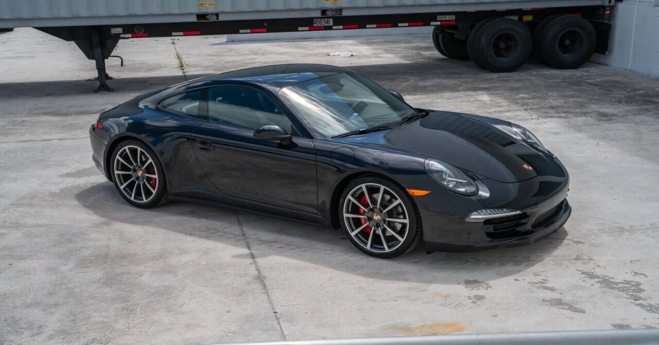 Porsche 911