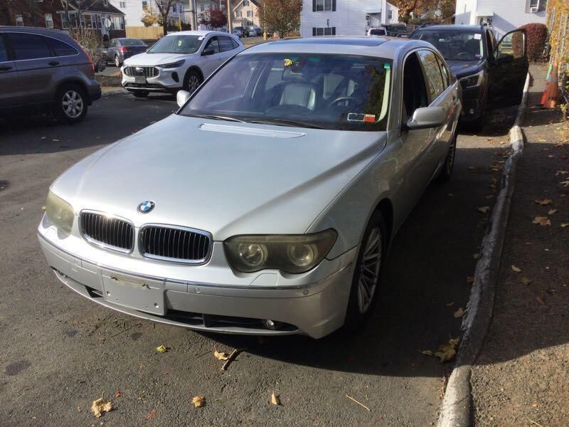 BMW 745Li