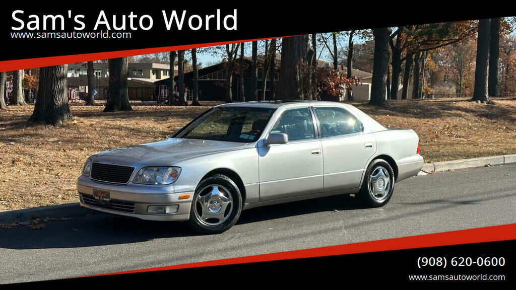 Lexus LS