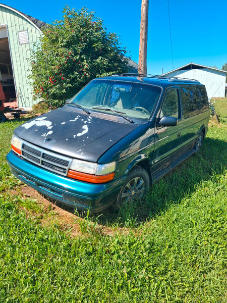Dodge Caravan