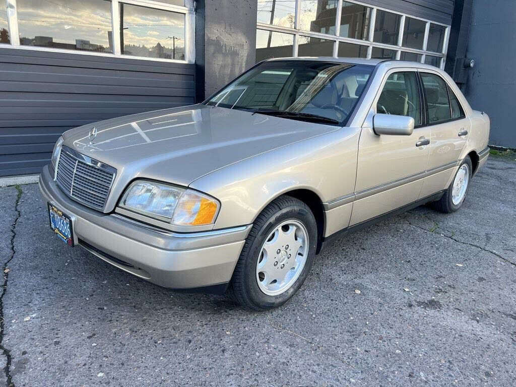 1997 MERCEDES-BENZ C-Class